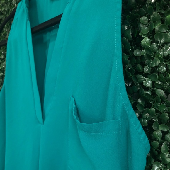 Top - Picture 4 of 8